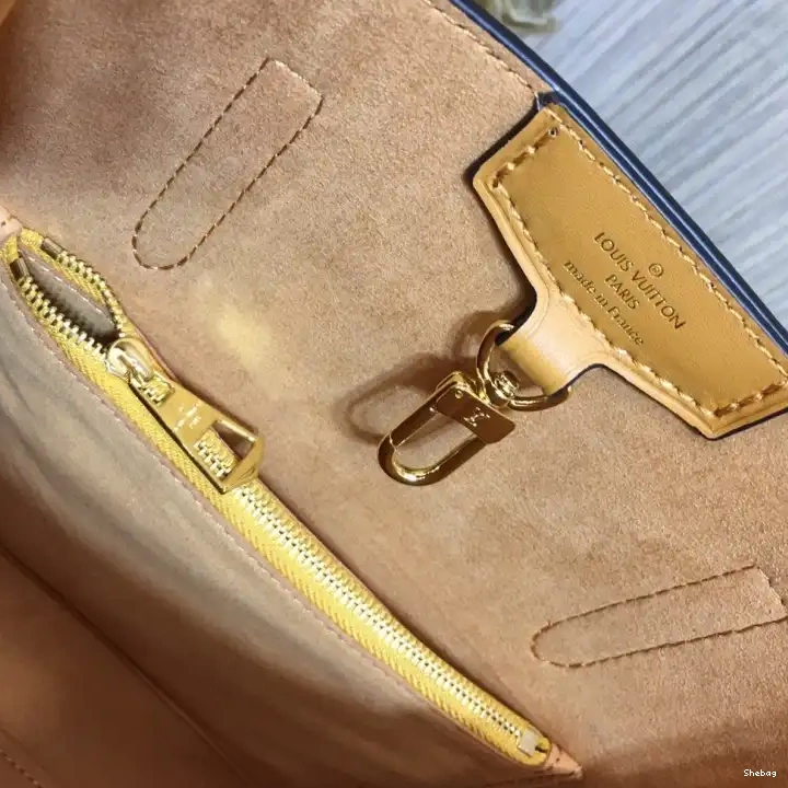 Bags LV 20B570048 0806